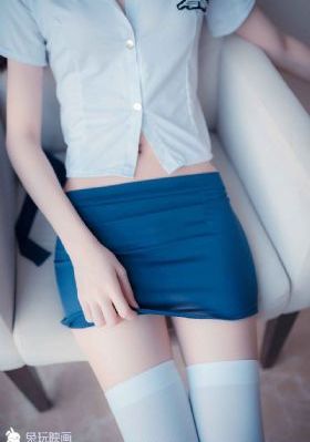 美丽的保姆