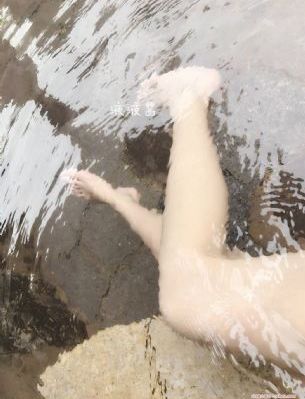 老卫和淑蓉的船上生活视频