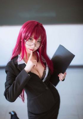 正常女的下面扒开会有小须须吗